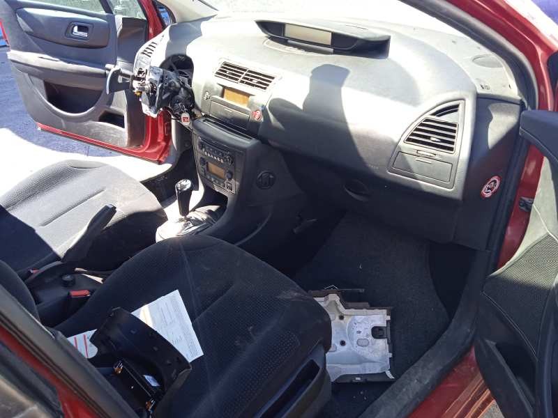 citroën c4 berlina del año 2008