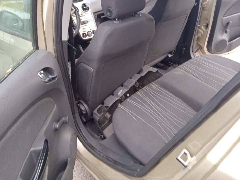 opel corsa d del año 2008