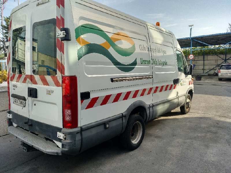iveco daily caja cerrada (1999 =>) del año 2003