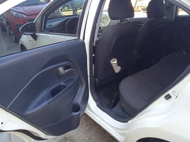 kia rio del año 2016