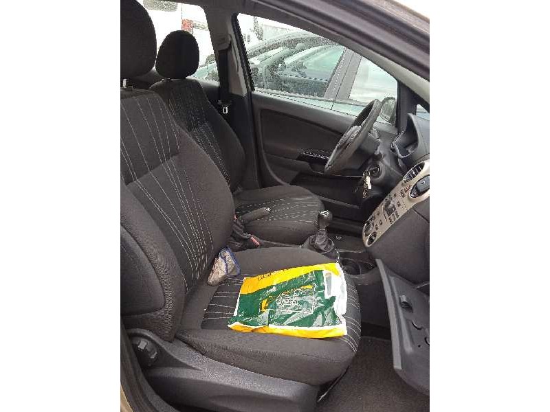 opel corsa d del año 2008