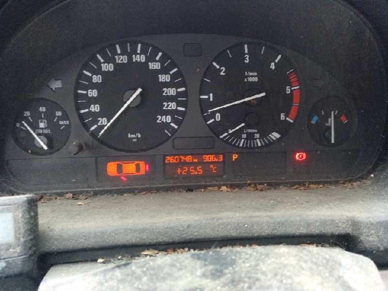 bmw x5 (e53) del año 2001