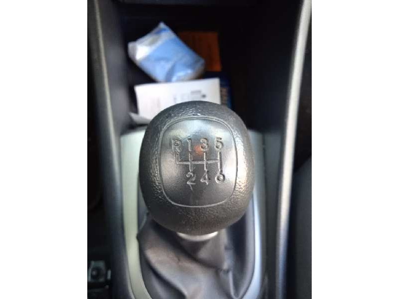 kia rio del año 2016