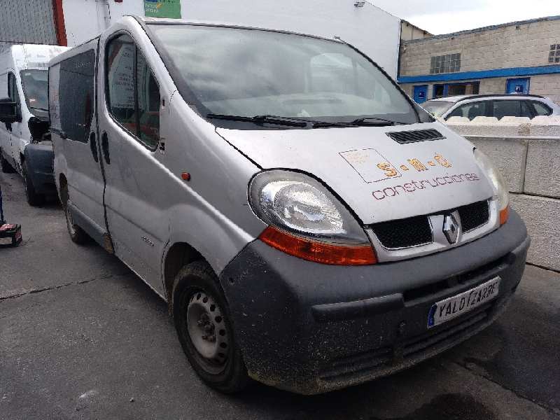 renault trafic combi (ab 4.01) del año 2004