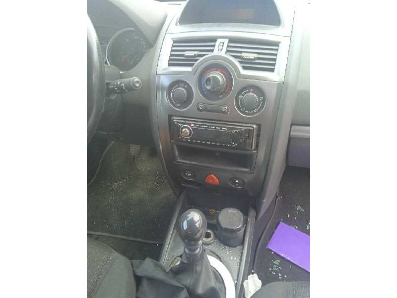 renault megane ii berlina 3p del año 2008