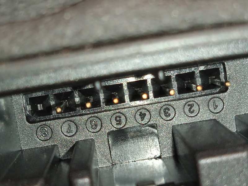 Recambio de cerradura puerta delantera derecha para volkswagen tiguan sport 4motion bmt referencia OEM IAM 5NB837016C  