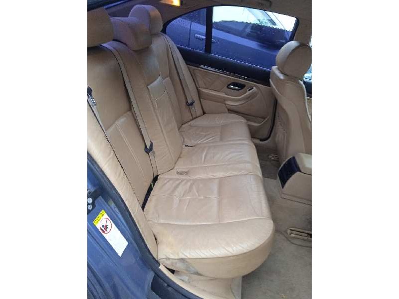 bmw serie 5 berlina (e39) del año 2000