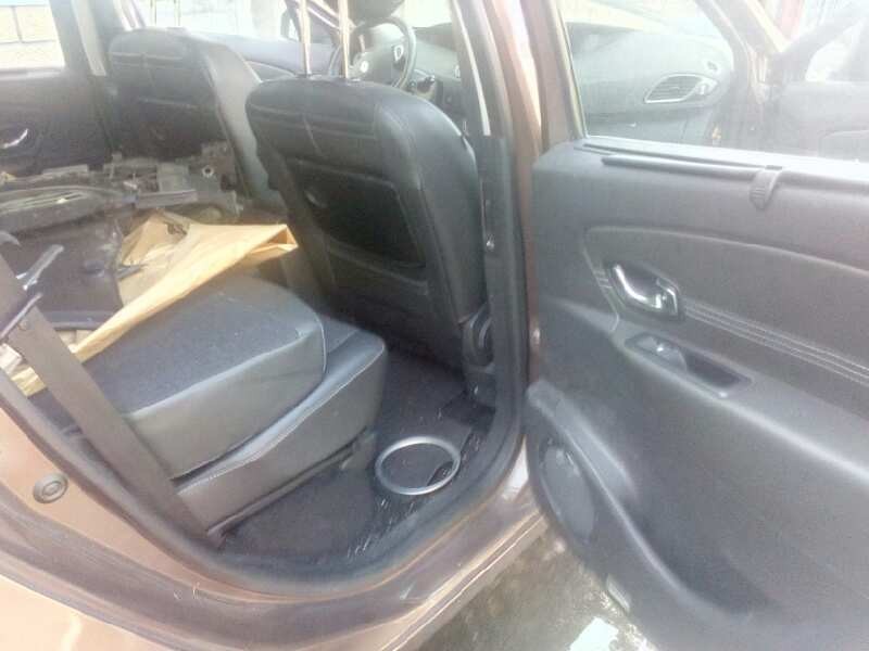 renault scenic iii del año 2011