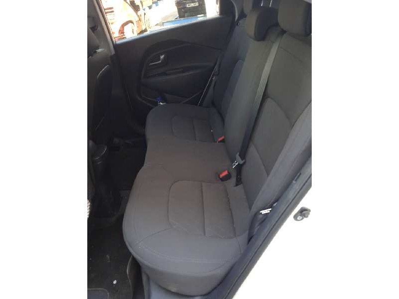 kia rio del año 2016