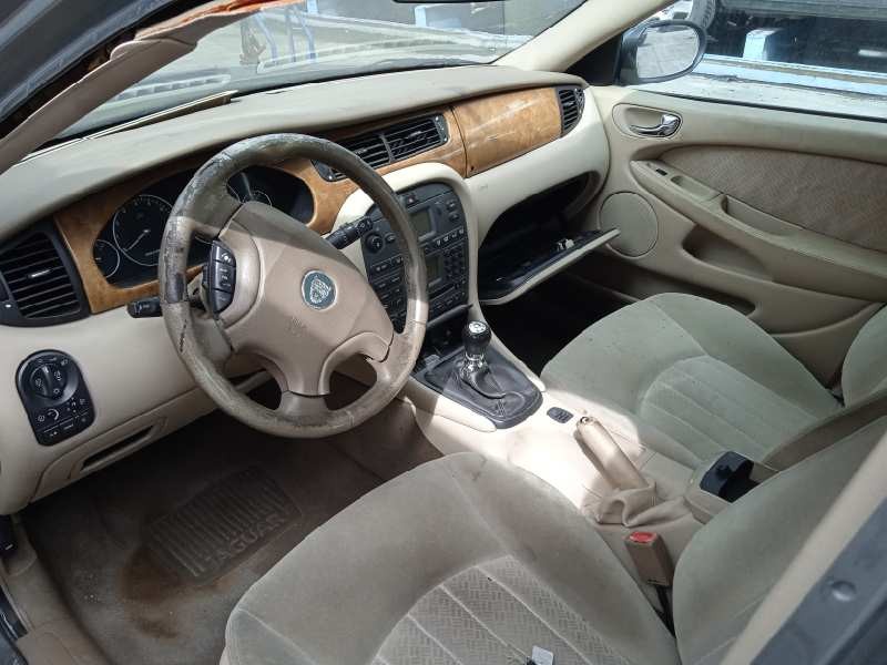 jaguar x-type del año 2002