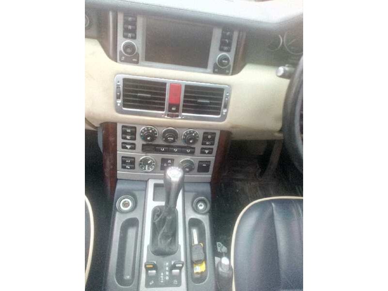 land rover range rover (lm) del año 2005