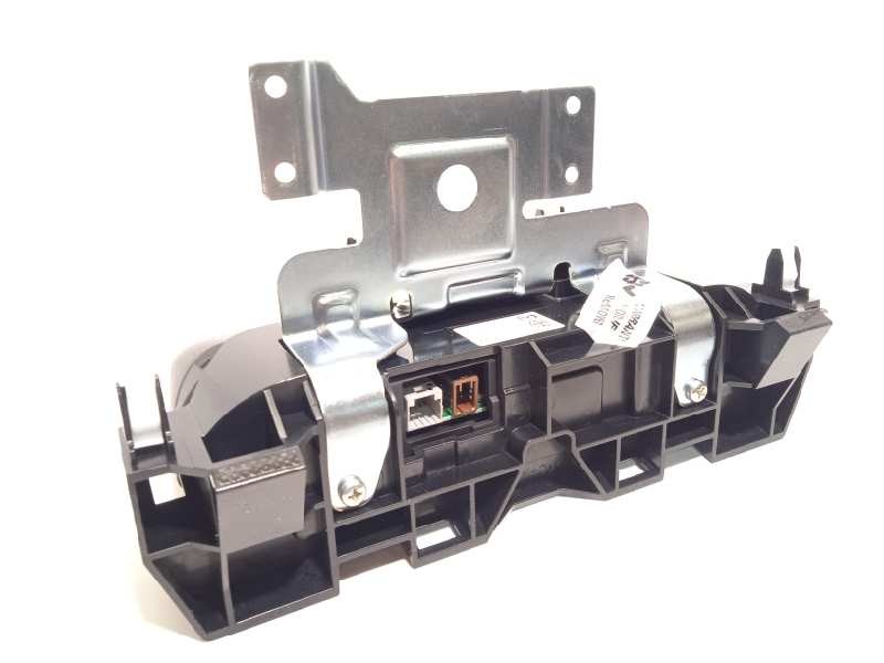 Recambio de pantalla multifuncion para mazda 6 lim. (gl) 2016 style referencia OEM IAM GML8611J0A  K4000150729