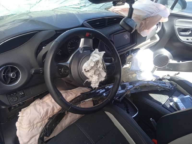 toyota yaris del año 2019