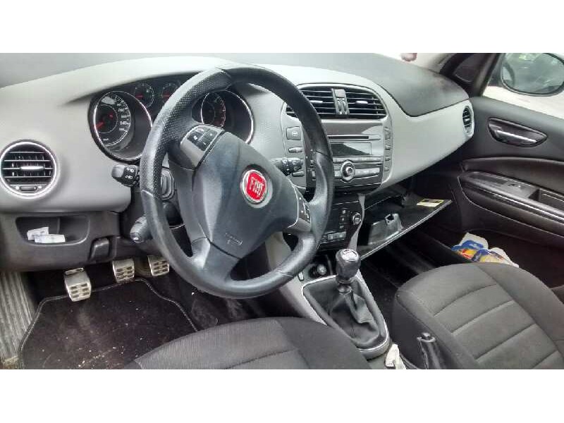 fiat bravo (198) del año 2012