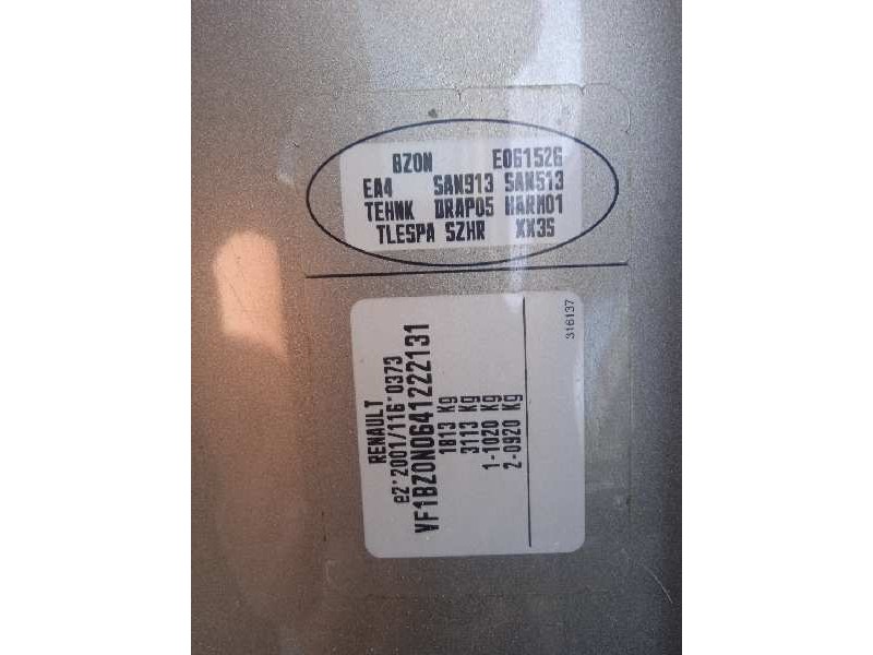 renault megane iii berlina 5 p del año 2009