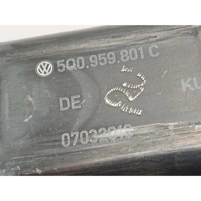 Recambio de elevalunas delantero derecho para volkswagen tiguan sport 4motion bmt referencia OEM IAM 5NA837462  5Q0959801C