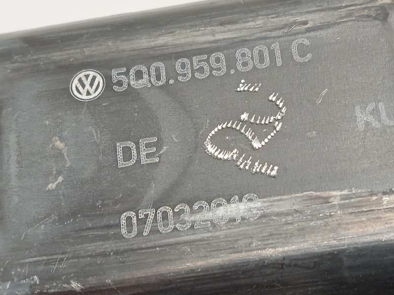 Recambio de elevalunas delantero derecho para volkswagen tiguan sport 4motion bmt referencia OEM IAM 5NA837462  5Q0959801C