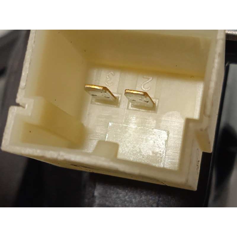 Recambio de elevalunas delantero derecho para volkswagen tiguan sport 4motion bmt referencia OEM IAM 5NA837462  5Q0959801C