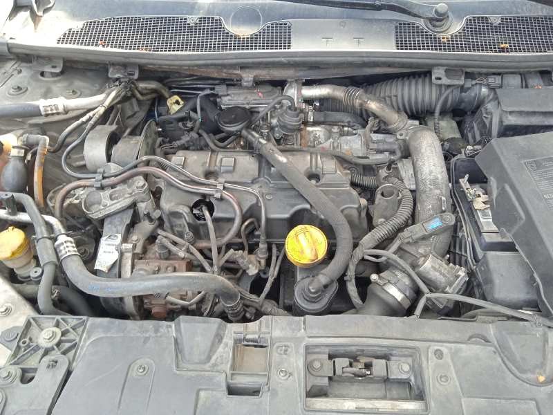 renault megane iii berlina 5 p del año 2009