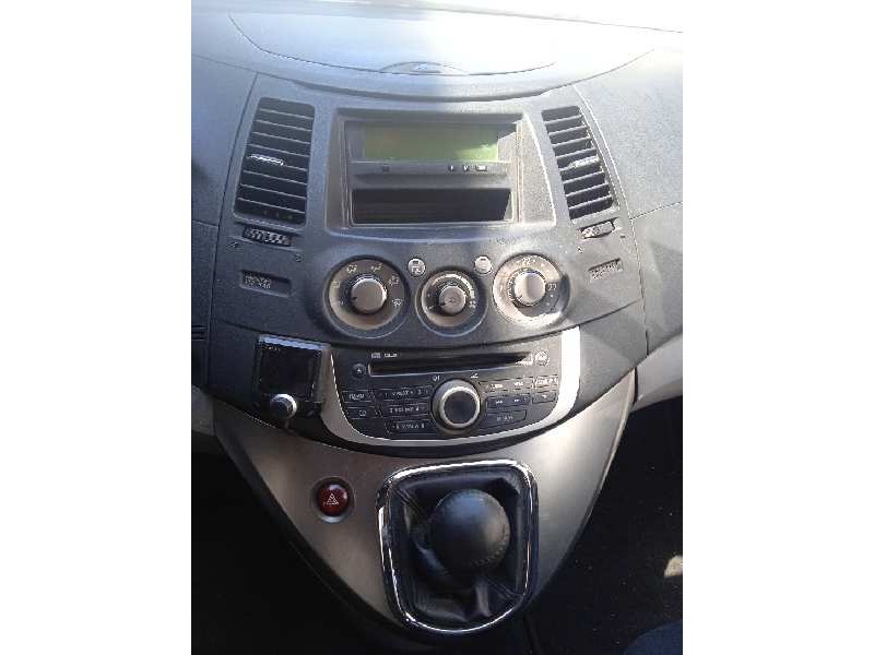 mitsubishi grandis (na0w) del año 2009