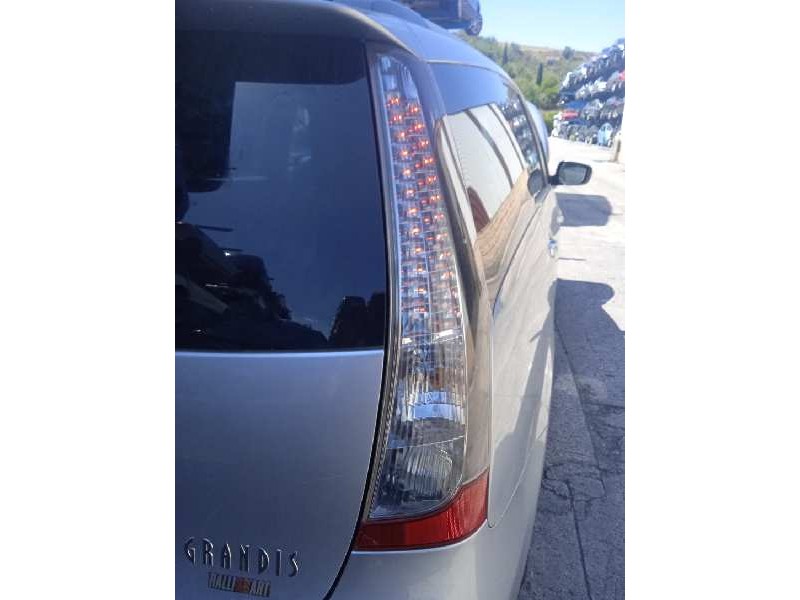 mitsubishi grandis (na0w) del año 2009