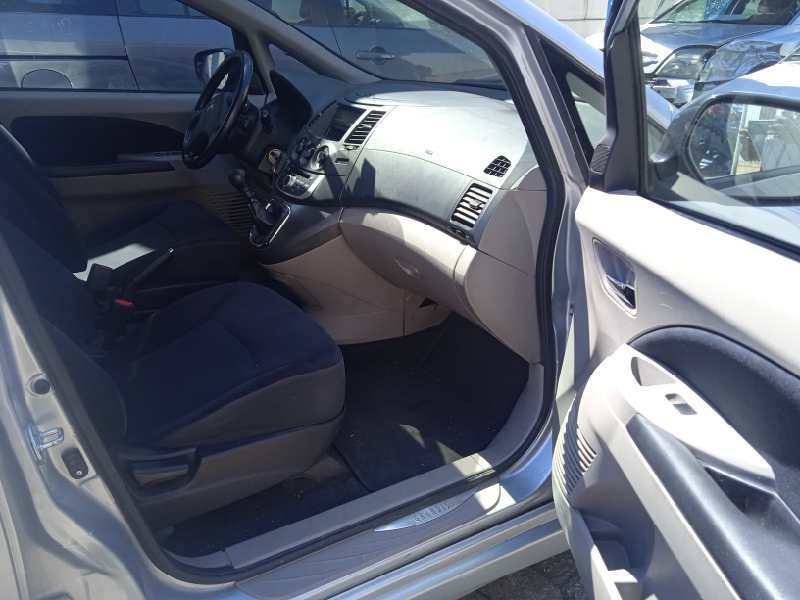 mitsubishi grandis (na0w) del año 2009