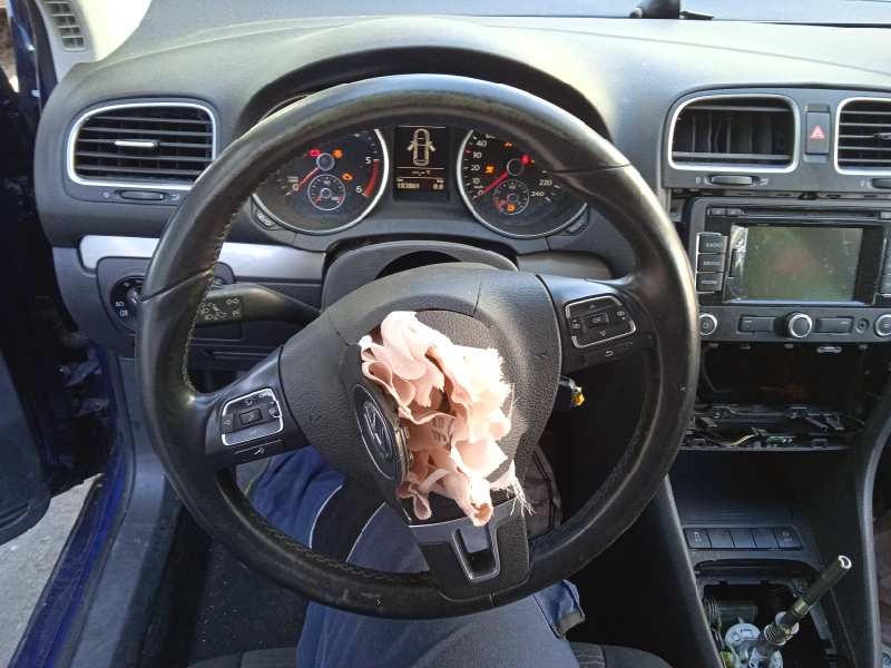 volkswagen golf vi (5k1) del año 2012