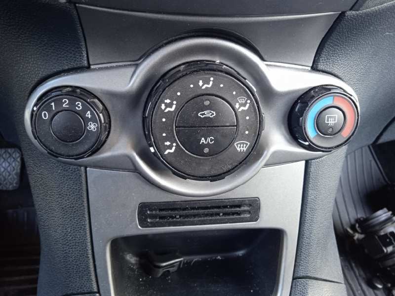 ford fiesta (cb1) del año 2009