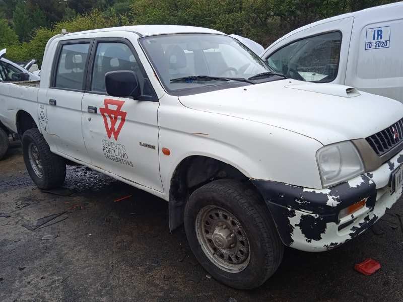 mitsubishi l 200 (k6/7) del año 1999