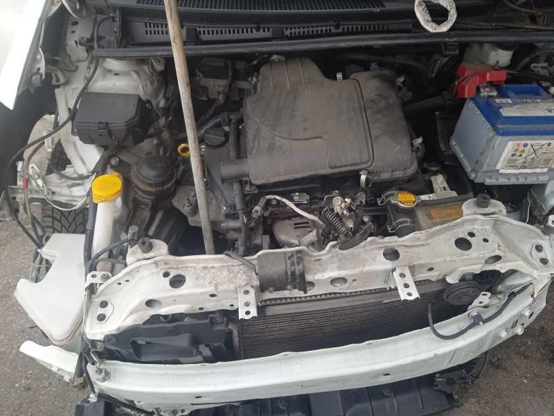 toyota yaris del año 2013