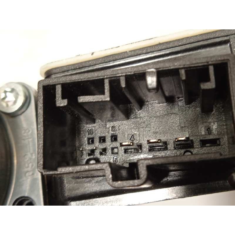 Recambio de elevalunas trasero derecho para volkswagen tiguan sport 4motion bmt referencia OEM IAM 5Q0959812E  