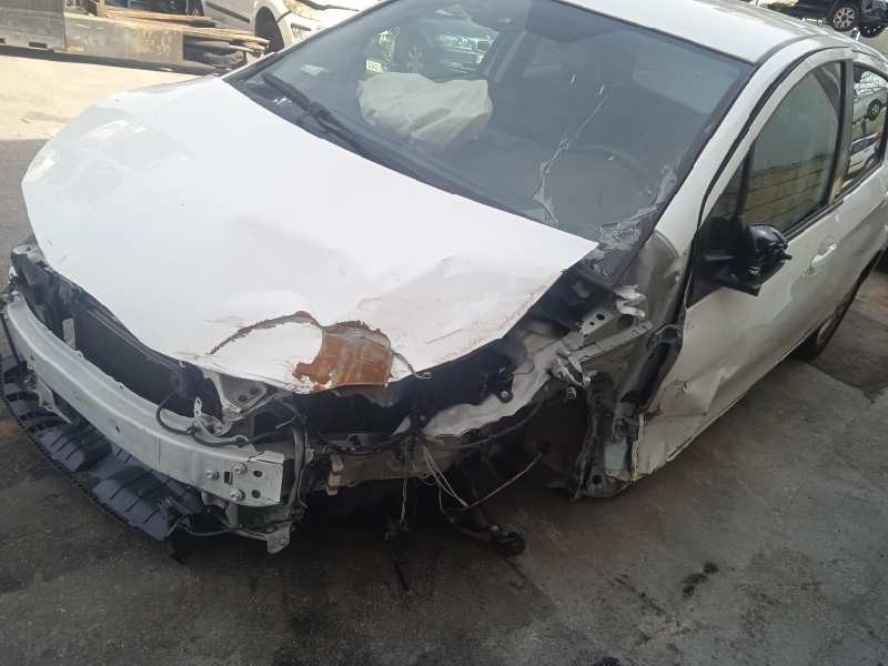 toyota yaris del año 2013