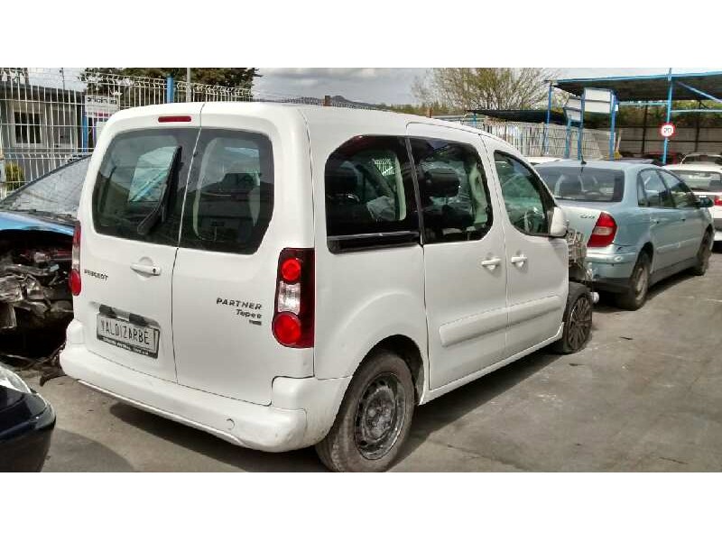 peugeot partner kombi del año 2013