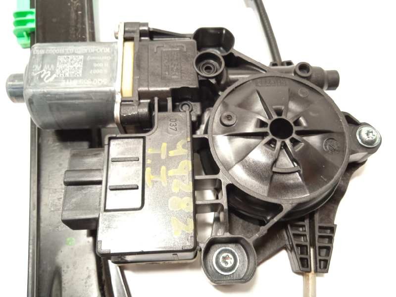 Recambio de elevalunas trasero izquierdo para volkswagen tiguan sport 4motion bmt referencia OEM IAM 5Q0959811E  