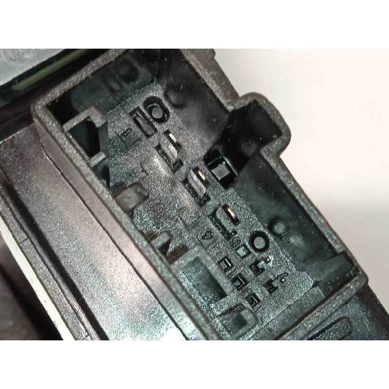 Recambio de elevalunas trasero izquierdo para volkswagen tiguan sport 4motion bmt referencia OEM IAM 5Q0959811E  