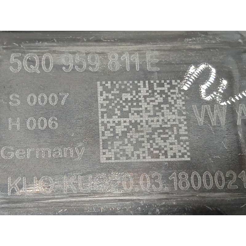 Recambio de elevalunas trasero izquierdo para volkswagen tiguan sport 4motion bmt referencia OEM IAM 5Q0959811E  