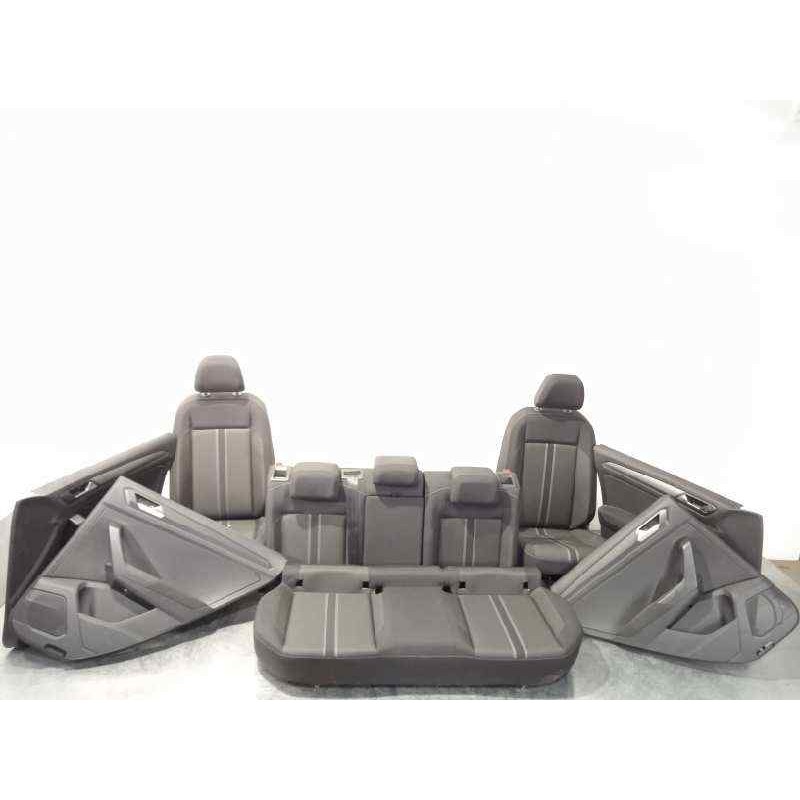 Recambio de juego asientos completo para volkswagen t-roc advance referencia OEM IAM NOREF  