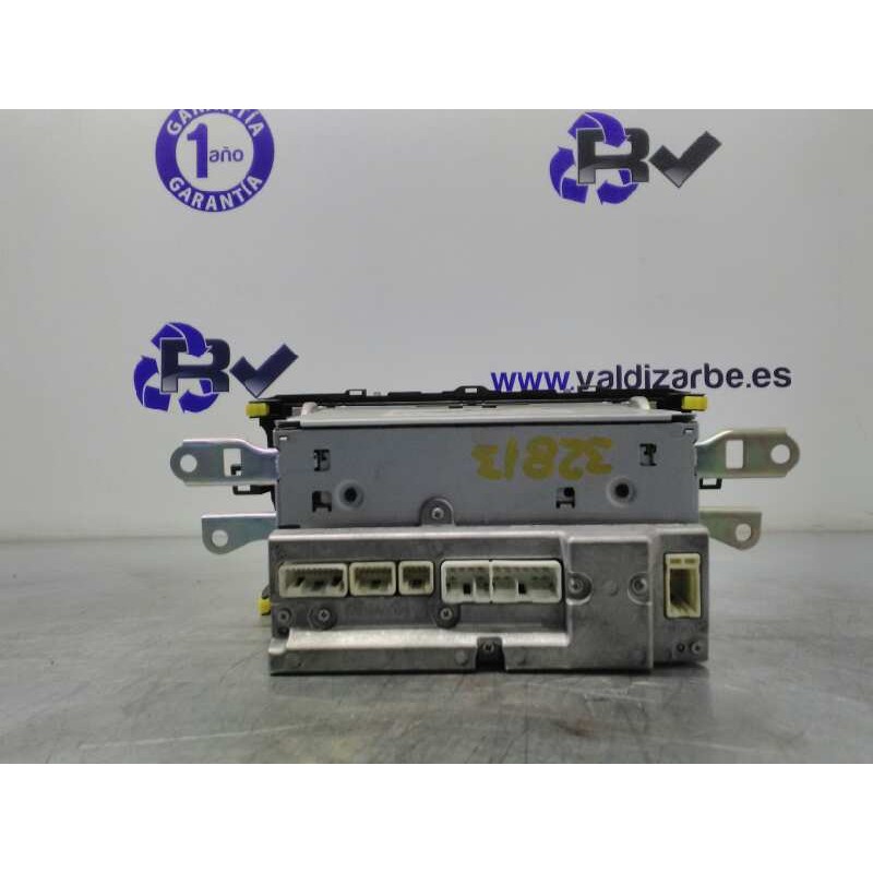 Recambio de sistema audio / radio cd para toyota auris active referencia OEM IAM 8612002A70  