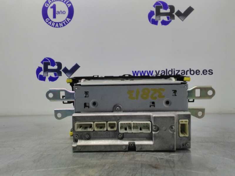 Recambio de sistema audio / radio cd para toyota auris active referencia OEM IAM 8612002A70  