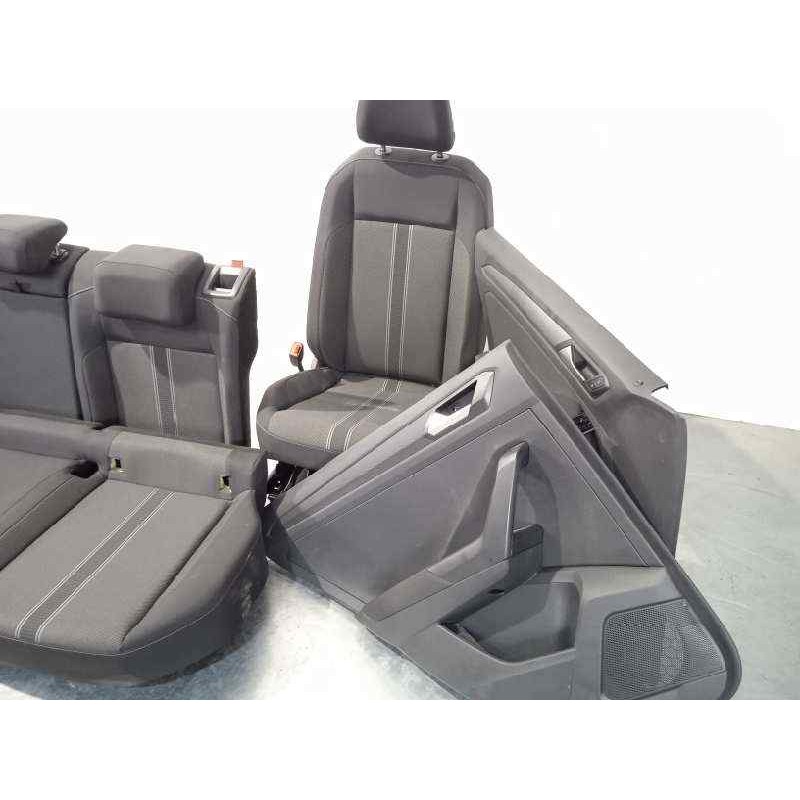 Recambio de juego asientos completo para volkswagen t-roc advance referencia OEM IAM NOREF  