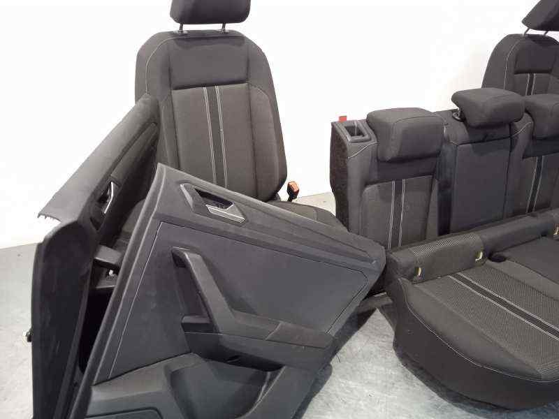 Recambio de juego asientos completo para volkswagen t-roc advance referencia OEM IAM NOREF  