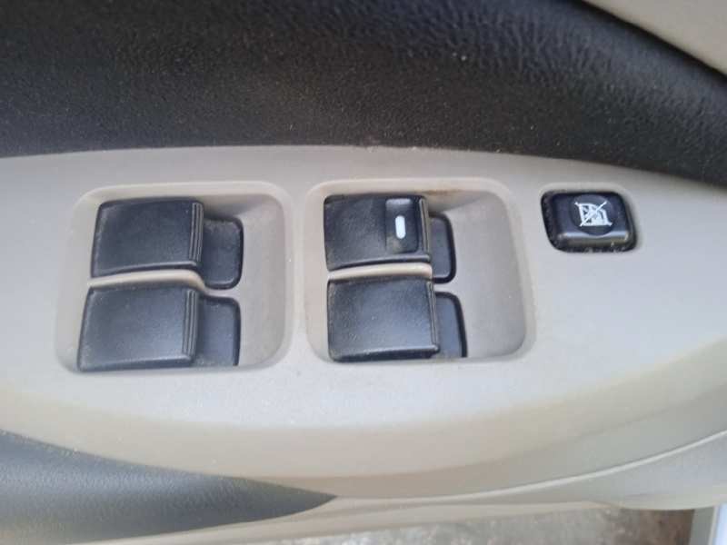 mitsubishi grandis (na0w) del año 2009