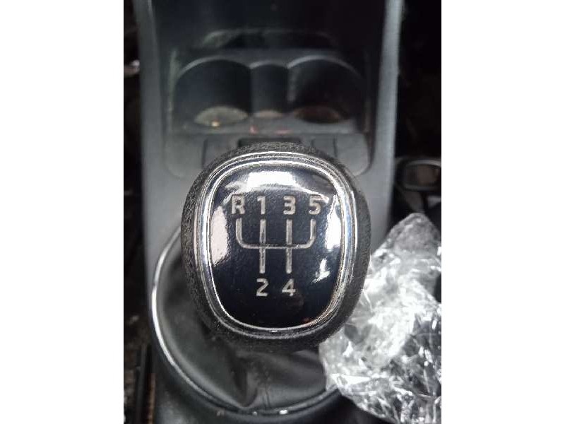 skoda fabia (5j2 ) del año 2014