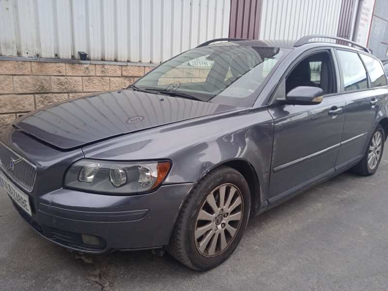 volvo v50 familiar del año 2004