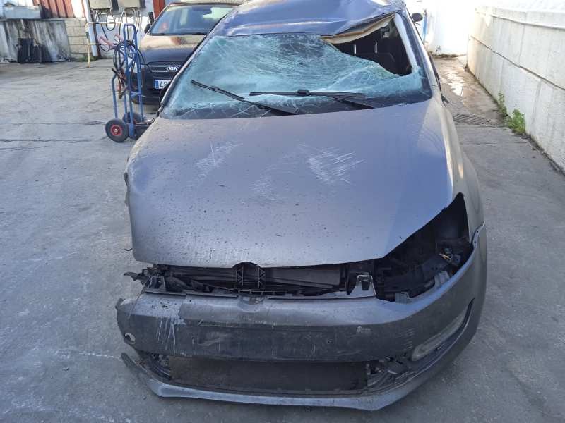 volkswagen polo (6r1) del año 2011