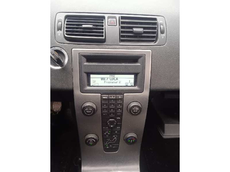 volvo v50 familiar del año 2004