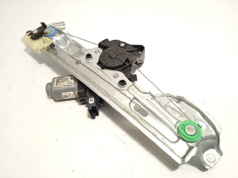 Recambio de elevalunas trasero derecho para renault megane iv berlina 5p 1.2 tce energy referencia OEM IAM 827204587R  