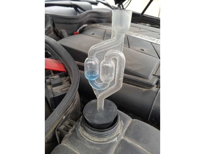 mercedes-benz clase c (w203) berlina del año 2000