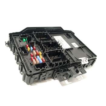 CAJA RELES / FUSIBLES RU5T15604BJCC 2758213 F005V04496