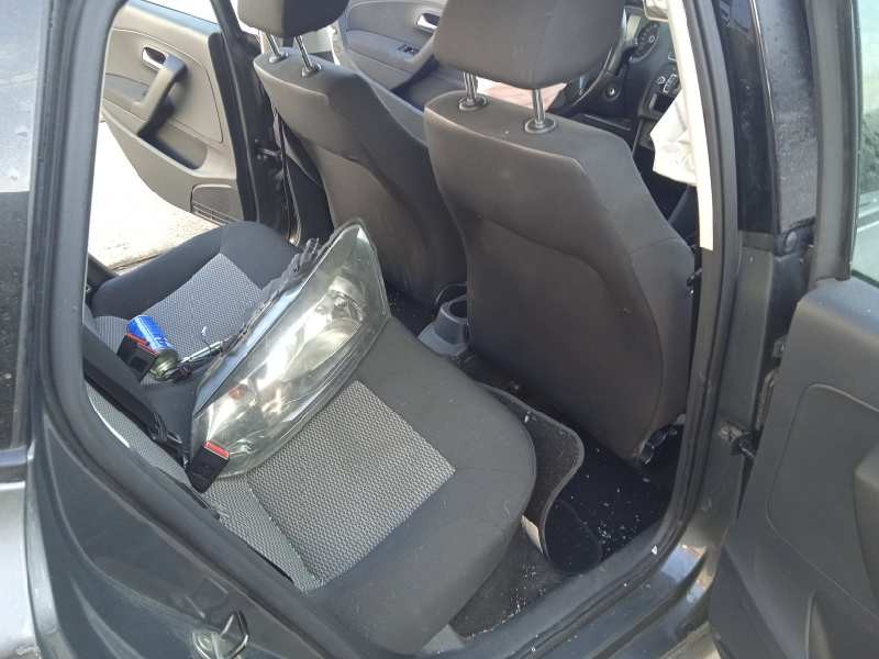 volkswagen polo (6r1) del año 2011